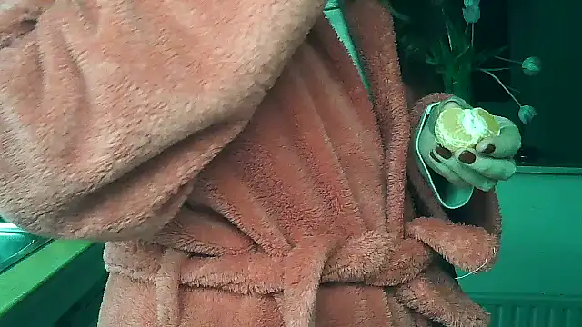 UllimOhi_: διαδικτυακό σόου στην κάμερα