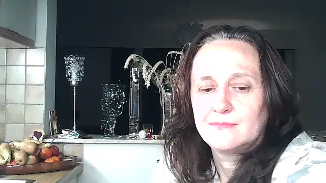 Show modela UllimOhi_ na web-kameri
