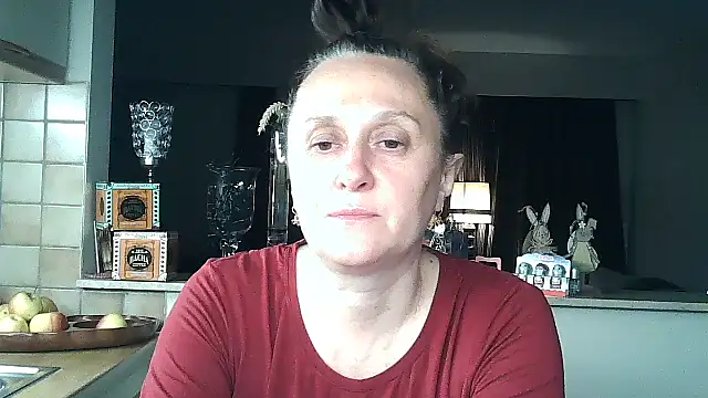 Sala de chat ao vivo de UllimOhi_