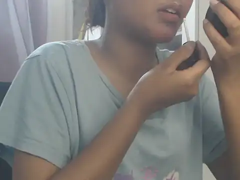 Czat XXX na żywo – NancyRuvi