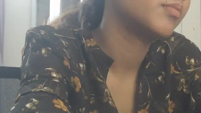 NancyRuvi Chat XXX in diretta
