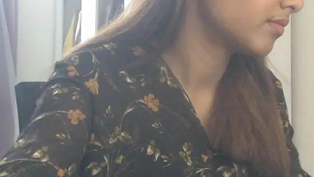 NancyRuvi's Webcam Show