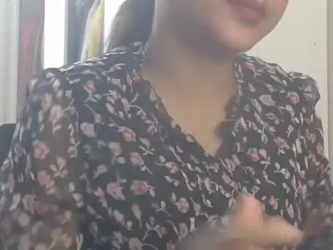 XXX chat uživo modela NancyRuvi