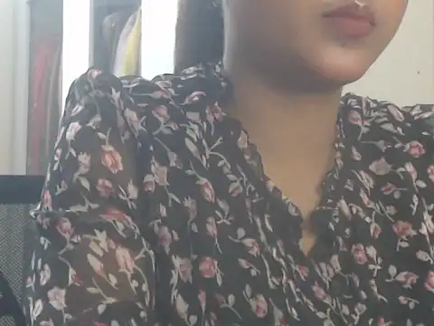 NancyRuvi লাইভ XXX চ্যাট