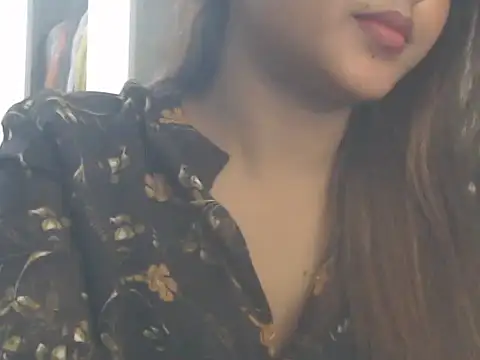NancyRuvi Шоу с уебкамера