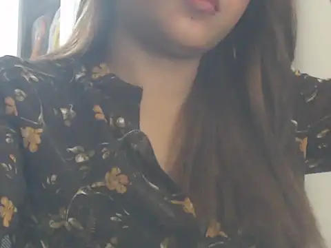 צ'אט XXX בשידור חי של NancyRuvi