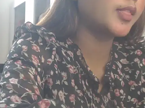 Czat XXX na żywo – NancyRuvi