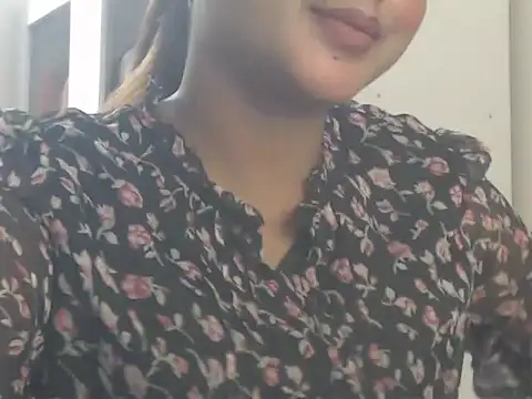 NancyRuvi 现场XXX聊天