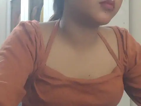 NancyRuvi's Live XXX Chat