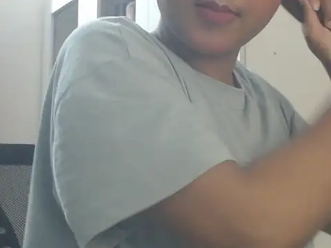 NancyRuvi 现场XXX聊天