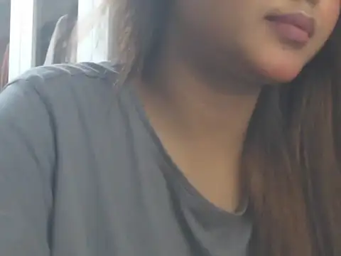 Chat +18 de NancyRuvi ao vivo