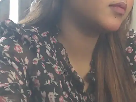 แชท XXX สดของ NancyRuvi