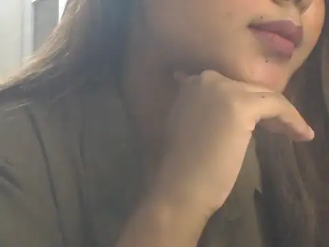 XXX chat uživo modela NancyRuvi