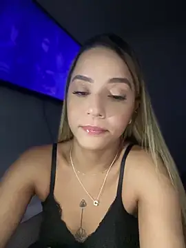 missbella_'s Live XXX Chat