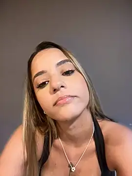 Chatroom XXX en direct de missbella_