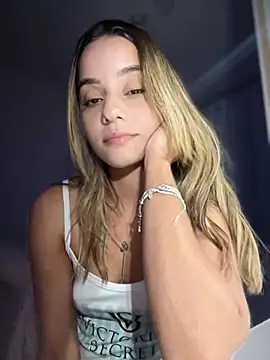 Show de missbella_ na webcam