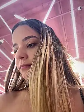 missbella_ Chat XXX live
