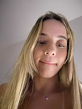 Chatroom XXX en direct de missbella_