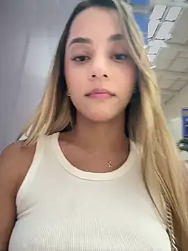 missbella_'s Live XXX Chat