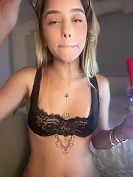 Czat XXX na żywo – missbella_
