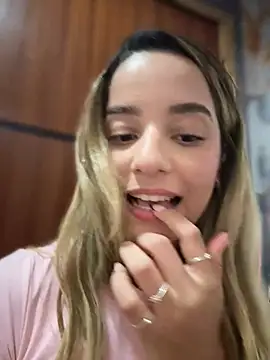 Show de missbella_ na webcam