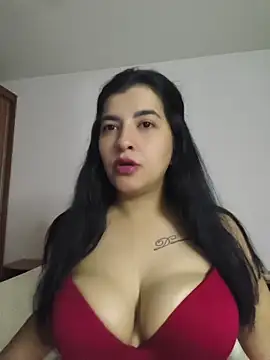 MonikaSeXyDolce Show in webcam