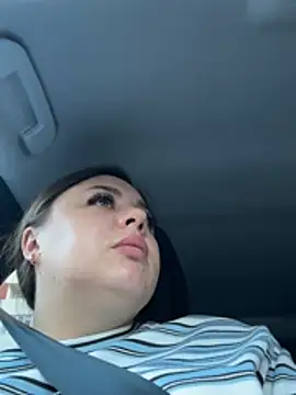 Sara_Hug – Kamerová šou