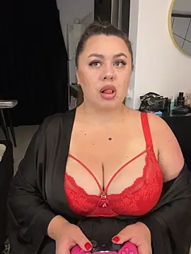 Sara_Hug's Webcam Show