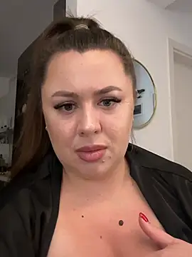 Вебкам-шоу Sara_Hug
