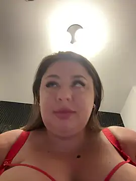 Sara_Hugn Webbikameraesitys