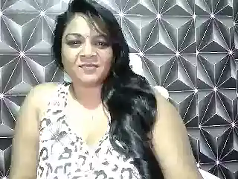 IndianDelia 在線直播表演