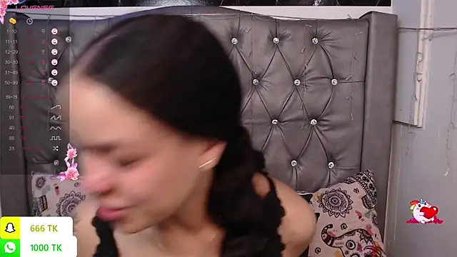 LAILAGUMMY Live XXX Chat