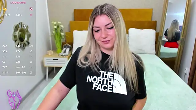 ReinaGrey's Live XXX Chat