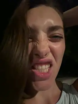Your_Badass_'s Live XXX Chat
