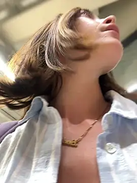 צ'אט XXX בשידור חי של Your_Badass_