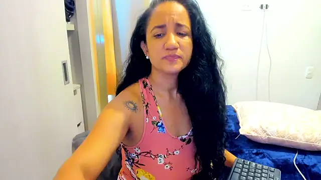 Chat XXX en directo de alaskmiller1
