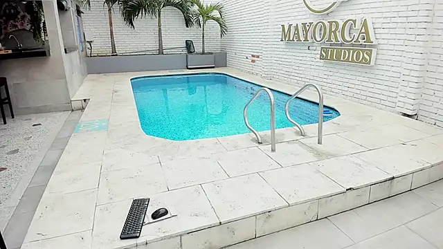 Maddysex_ 在線直播表演