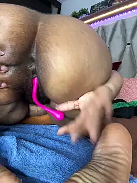 צ'אט XXX בשידור חי של africa_xxx