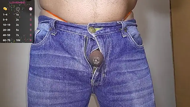 captain_juicyprecum Show in webcam