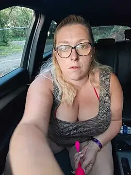 winniess40 Pertunjukan Webcam