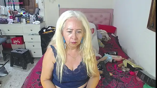 lucy_belle_bm – Kamerová šou