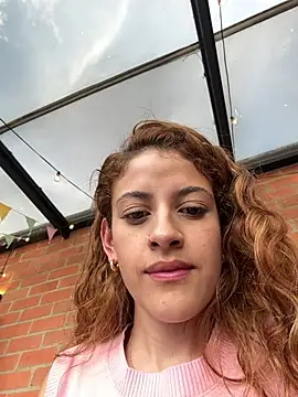 alana15 Adlı Modelin Web Kamerası Şovu
