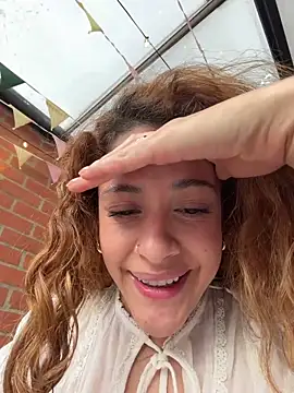 عرض كام alana15
