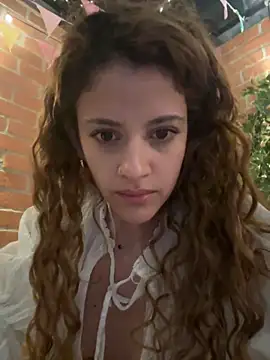 alana15のウェブカメラショー
