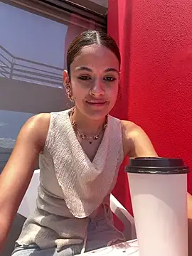 alana15's Webcam Show