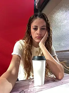 alana15 webkamerás műsora