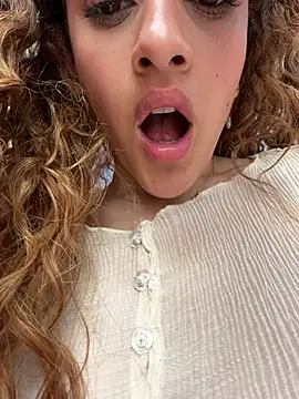 alana15's Live XXX Chat