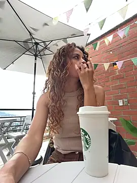 alana15 网络视讯表演