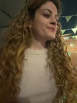 عرض كام alana15