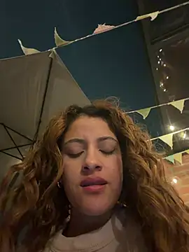 alana15 现场XXX聊天